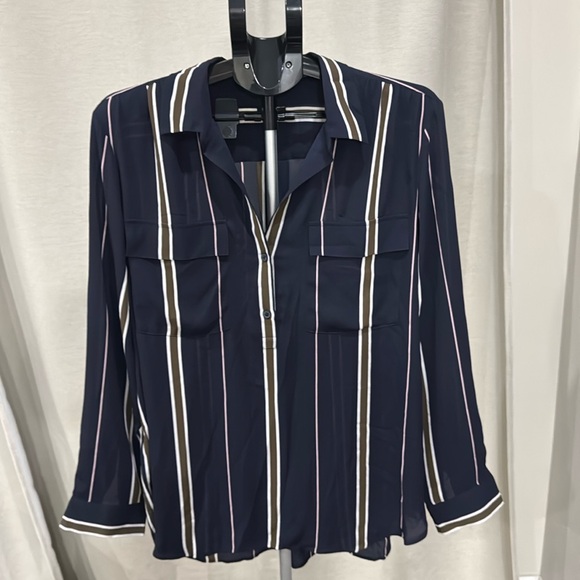 Ann Taylor womens georgette button down long sleeve  shirt. XL. - Picture 1 of 3